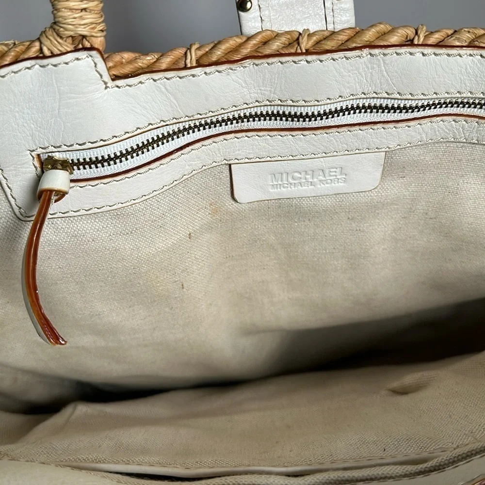 MICHAEL KORS Vintage large straw husk and white leather with gold tone studs